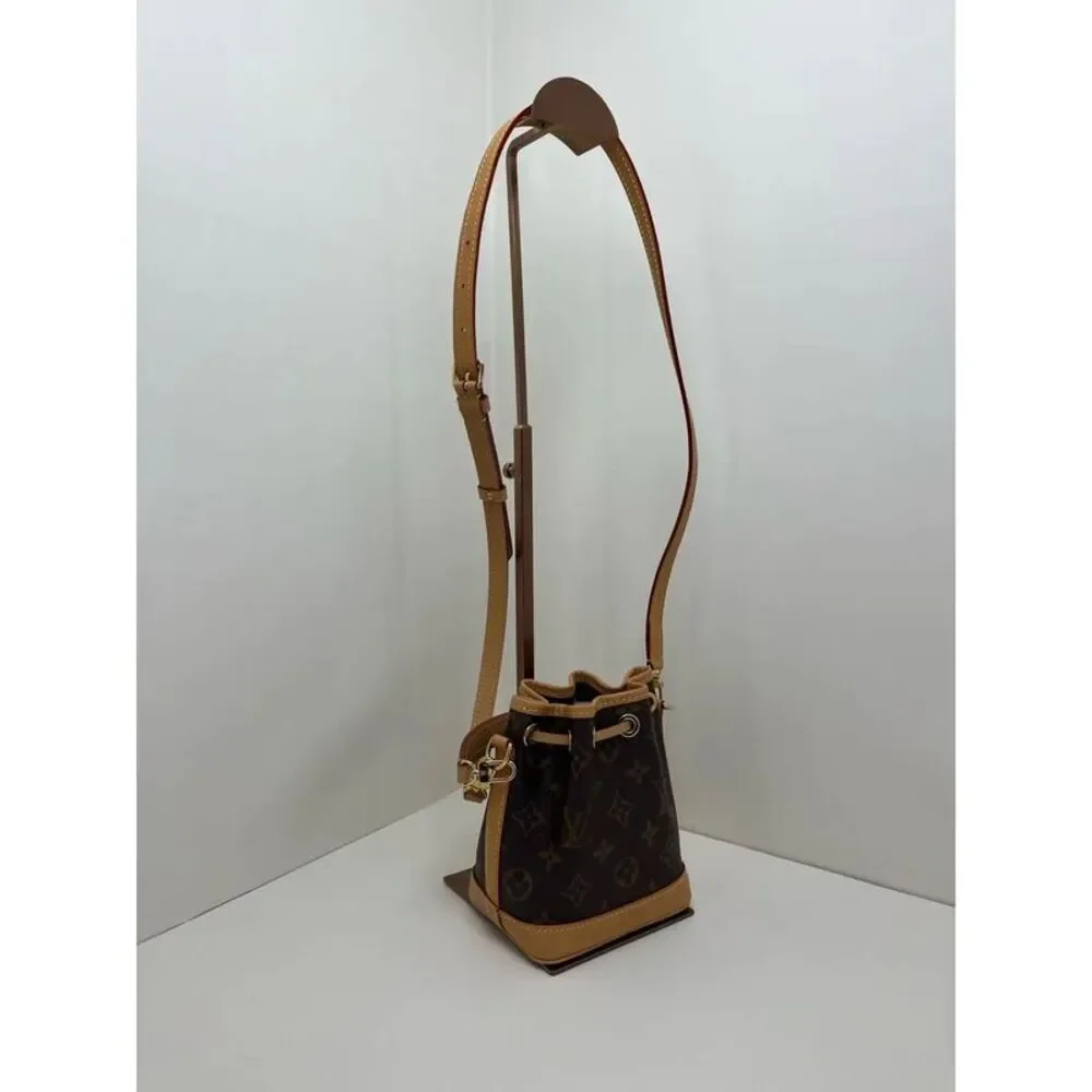 Louis Vuitton Women Pre-Loved Bag Very Good Condition